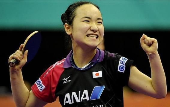 他在绿茵场 他在绿茵场