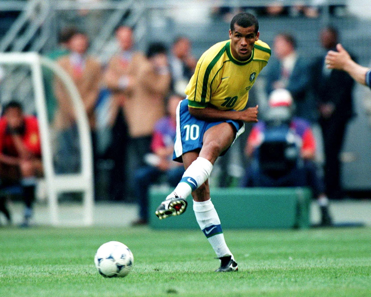 韩国男篮遭重创！主力锋线吕俊熙遭遇膝伤休战两周 无缘亚洲杯剩余比赛