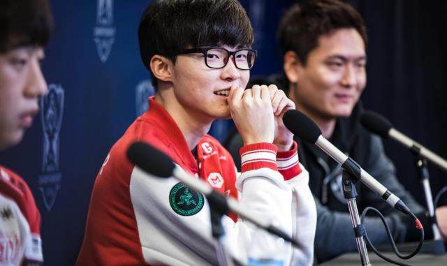 拜仁vs勒沃庫森：德甲榜首之爭引爆激情對決！.